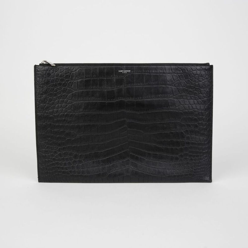 Logo Large Clutch
